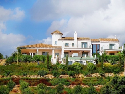 Villa for sale in town 213188