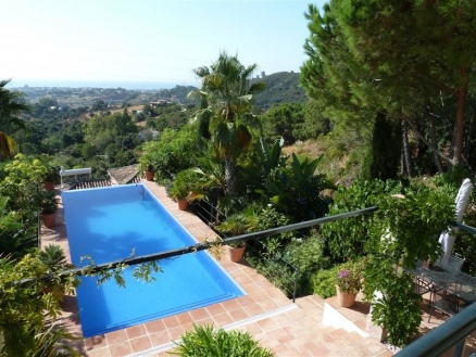Estepona property: Villa for sale in Estepona, Spain 213212