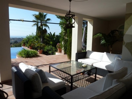 Estepona property: Malaga property | 4 bedroom Villa 213212