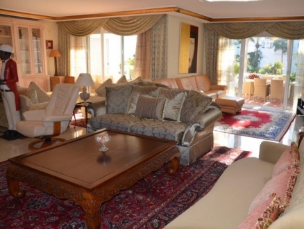 Puerto Banus property: Apartment with 5 bedroom in Puerto Banus 213253
