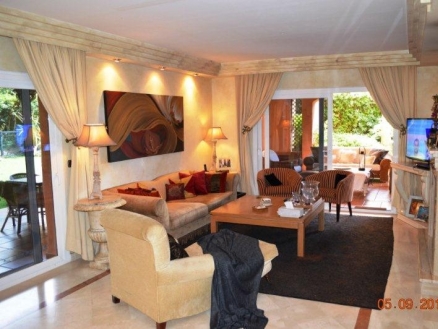 Sierra Blanca property: Apartment with 3 bedroom in Sierra Blanca, Spain 213256