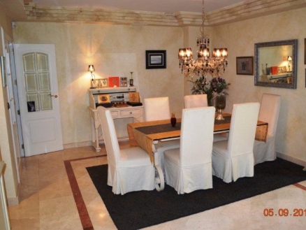 Sierra Blanca property: Apartment for sale in Sierra Blanca, Malaga 213256