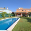 Villa for sale in town 213297