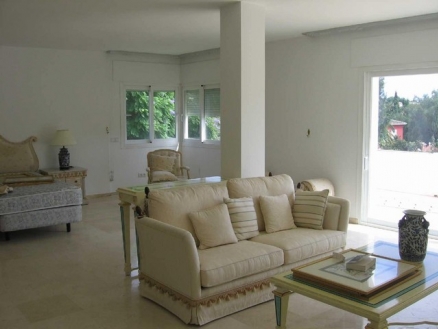 Nueva Andalucia property: Villa for sale in Nueva Andalucia, Spain 213389