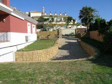 Nueva Andalucia property: Villa for sale in Nueva Andalucia, Spain 213408