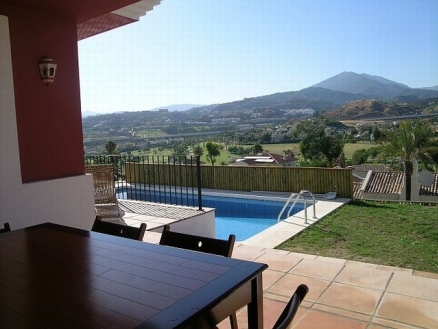 Nueva Andalucia property: Malaga property | 3 bedroom Villa 213408