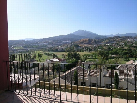 Nueva Andalucia property: Malaga Villa 213408