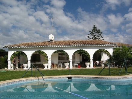 Villa for sale in town 213418