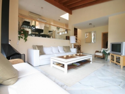 Benahavis property: Villa for sale in Benahavis, Spain 213444