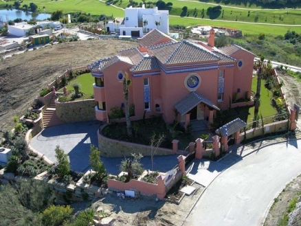 Benahavis property: Villa for sale in Benahavis 213471