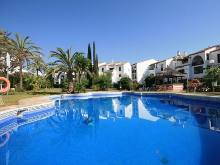 Apartment for sale in town 213553