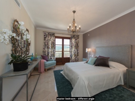 Benahavis property: Townhome for sale in Benahavis, Malaga 213648