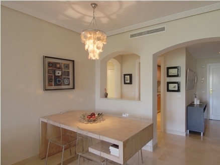 Benahavis property: Apartment with 3 bedroom in Benahavis 213651