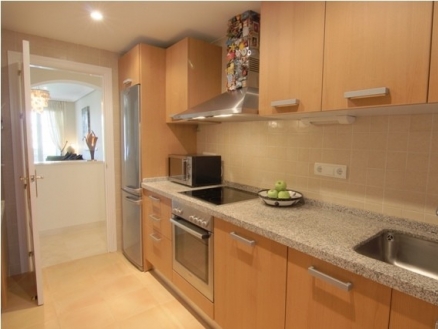 Benahavis property: Apartment with 3 bedroom in Benahavis, Spain 213651