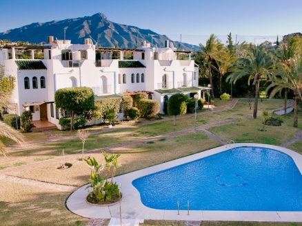 Nueva Andalucia property: Townhome for sale in Nueva Andalucia 213658