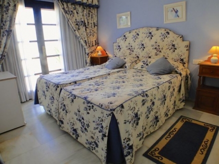 Nueva Andalucia property: Apartment for sale in Nueva Andalucia, Spain 213673
