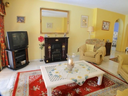 Nueva Andalucia property: Malaga property | 3 bedroom Apartment 213673