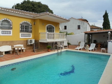 Alhaurin De La Torre property: Villa with 4 bedroom in Alhaurin De La Torre, Spain 213711
