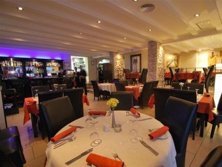 Fuengirola property: Commercial with bedroom in Fuengirola, Spain 213733