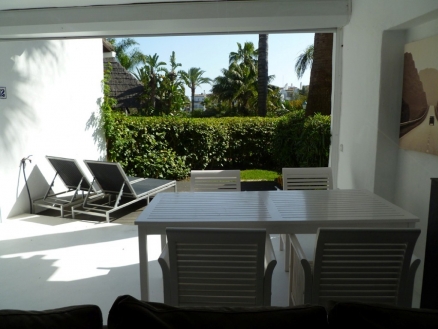 Estepona property: Apartment for sale in Estepona, Malaga 213836