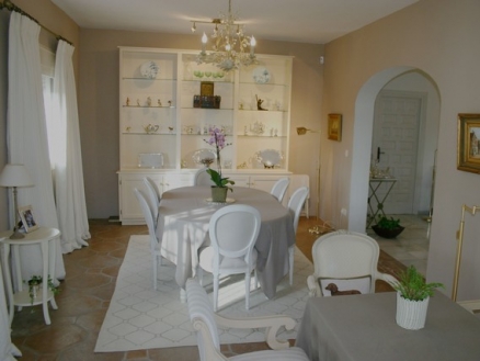 San Pedro de Alcantara property: Villa with 5 bedroom in San Pedro de Alcantara, Spain 213860