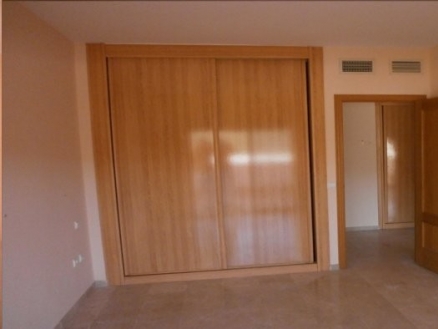 Malaga property | 3 bedroom Apartment 213911