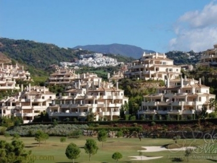 Benahavis property: Apartment for sale in Benahavis 213918