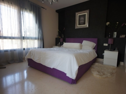 Benahavis property: Apartment for sale in Benahavis, Malaga 213918