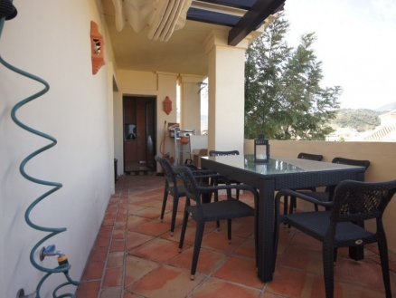 Benahavis property: Malaga Apartment 213918