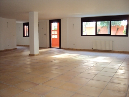 Villa for sale in town, Spain 213921
