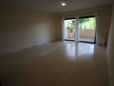 Benahavis property: Apartment for sale in Benahavis, Spain 213926