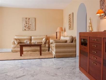 Marbella property: Apartment with 3 bedroom in Marbella, Spain 213950