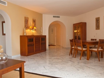 Marbella property: Malaga property | 3 bedroom Apartment 213950