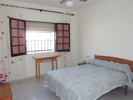 Torremolinos property: Villa for sale in Torremolinos, Malaga 213952