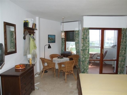 Calahonda property: Studio for sale in Calahonda, Malaga 213956
