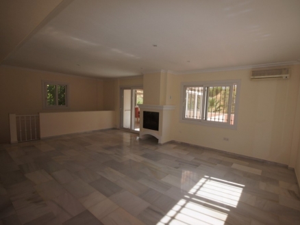 Nueva Andalucia property: Villa for sale in Nueva Andalucia, Spain 213960