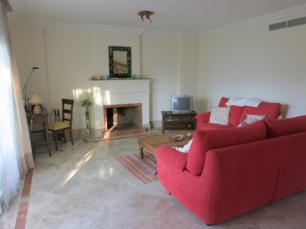 Villa for sale in town, Spain 213961