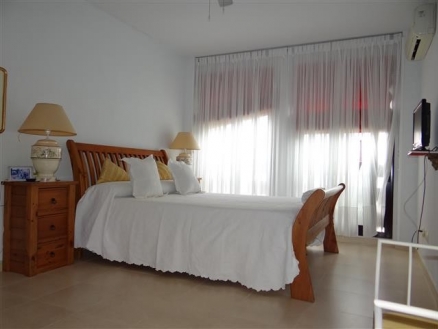 Nueva Andalucia property: Malaga property | 2 bedroom Apartment 213970