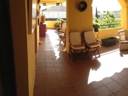 Marbella property: Apartment for sale in Marbella, Malaga 213978