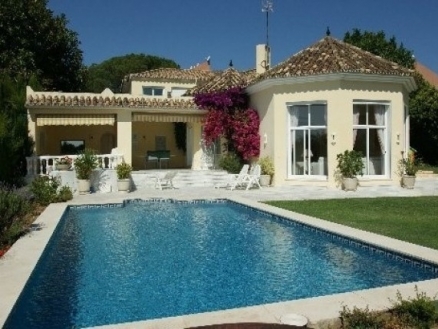Nueva Andalucia property: Villa for sale in Nueva Andalucia 213980