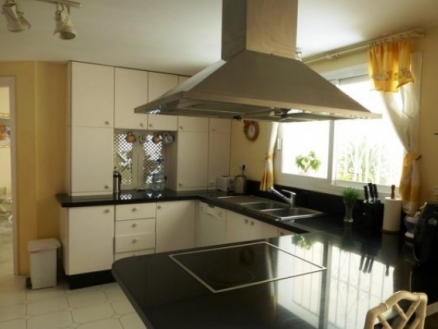 Nueva Andalucia property: Villa in Malaga for sale 213980