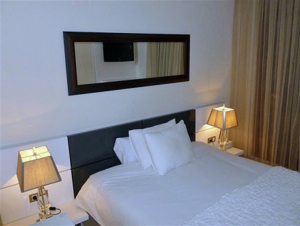Benahavis property: Apartment for sale in Benahavis, Malaga 213982