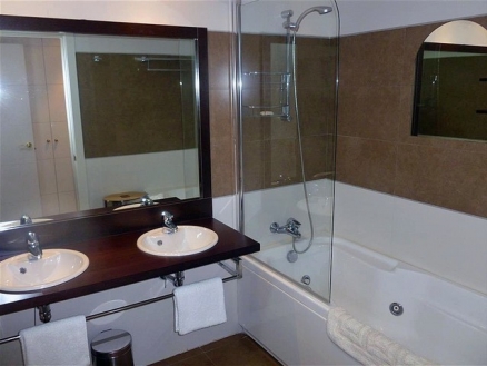 Benahavis property: Apartment in Malaga for sale 213982