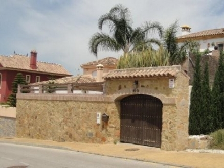 Estepona property: Villa for sale in Estepona 213987