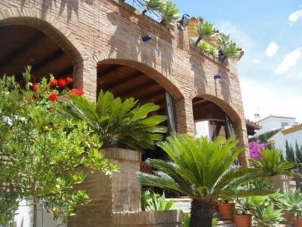 Estepona property: Malaga Villa 213987