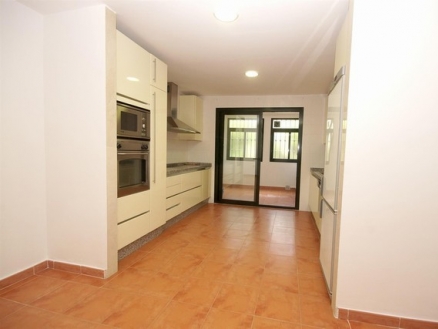 San Pedro de Alcantara property: Apartment with 3 bedroom in San Pedro de Alcantara 213992