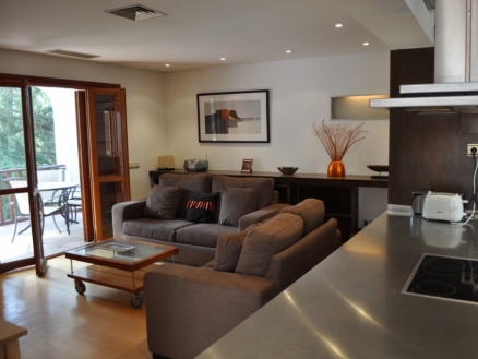 Nueva Andalucia property: Apartment for sale in Nueva Andalucia, Spain 214000