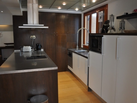 Nueva Andalucia property: Apartment for sale in Nueva Andalucia, Malaga 214000
