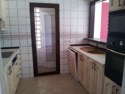 Estepona property: Apartment with 3 bedroom in Estepona 214011