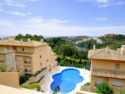 Nueva Andalucia property: Apartment for sale in Nueva Andalucia 214020